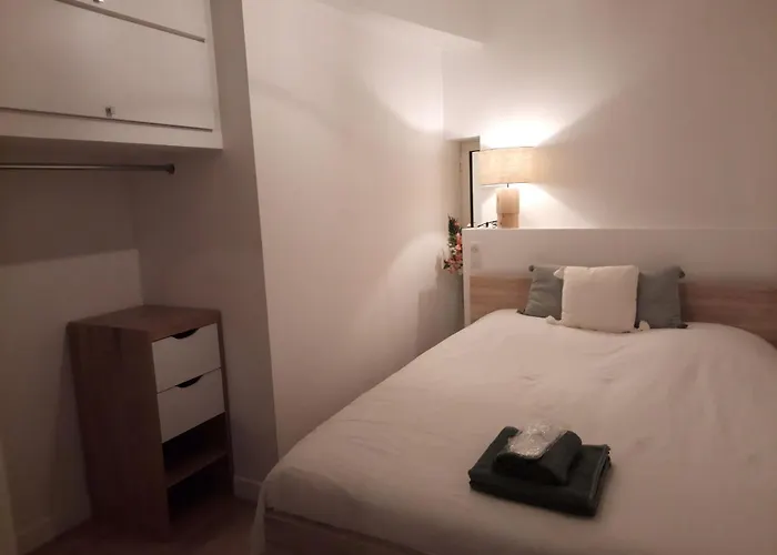 Beautiful Old Town Flat, Near The *